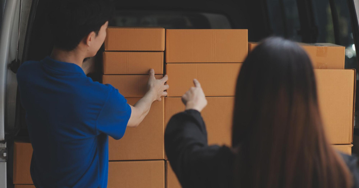 Garage Vs. Novato Storage Units: Which Is Right for You?