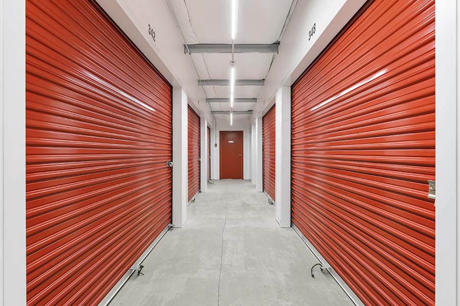 storage units intdoor edmonton