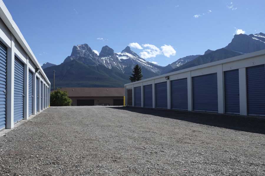 storage units drive up outdoor canmore