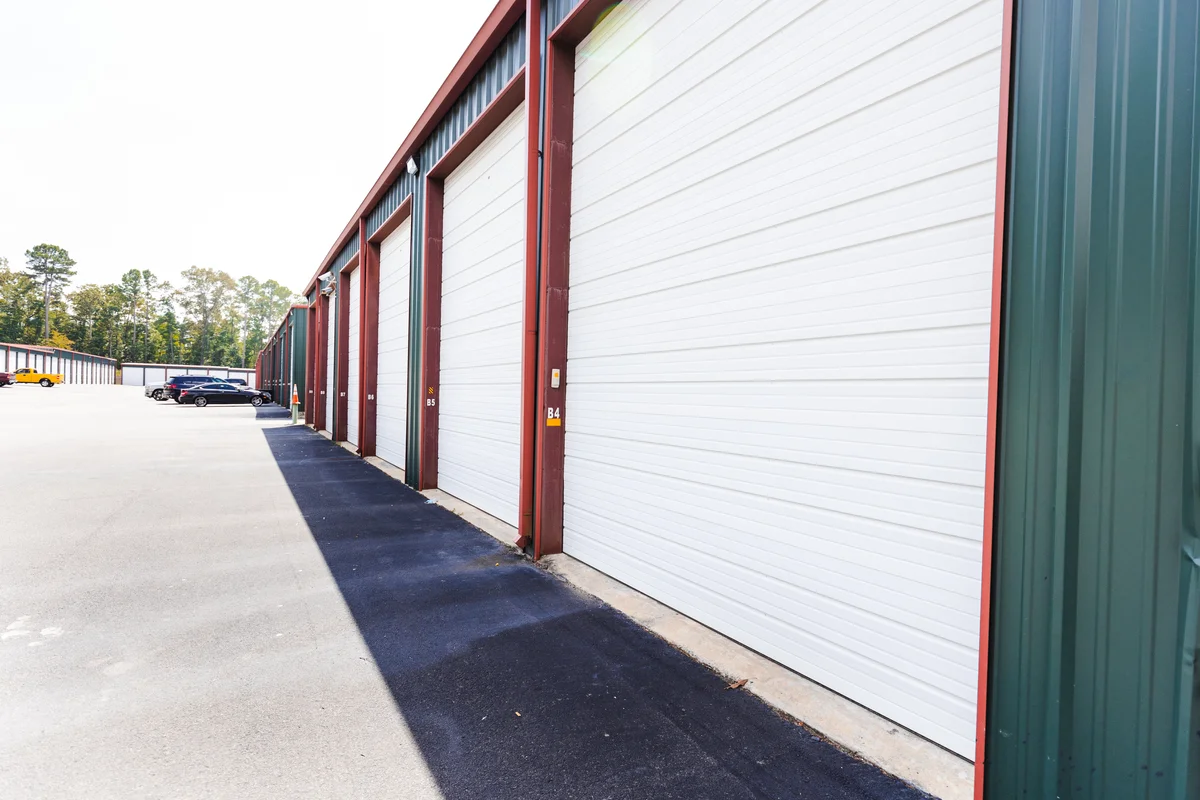 Drive up self storage units near me