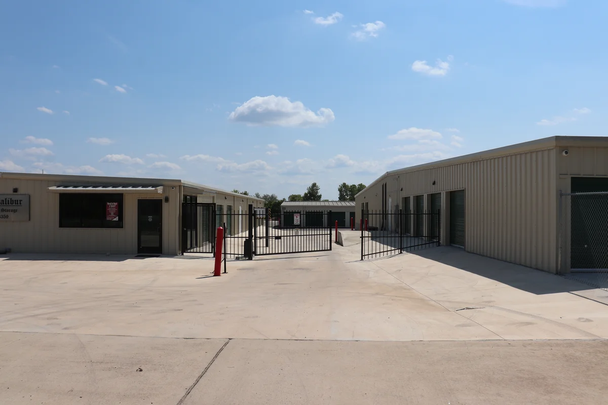 excalibur self storage burnet