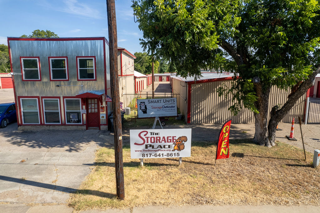 self storage units cleburne