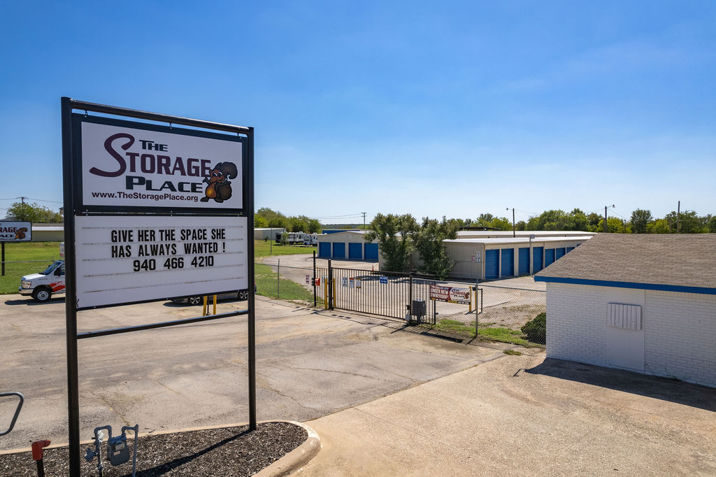 self storage units mineral wells