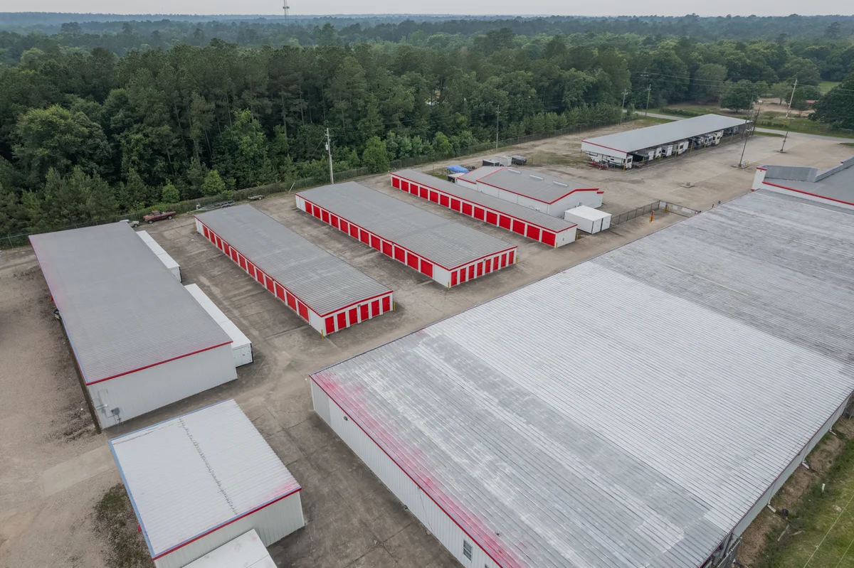 outdoor drive up self storage units montgomery