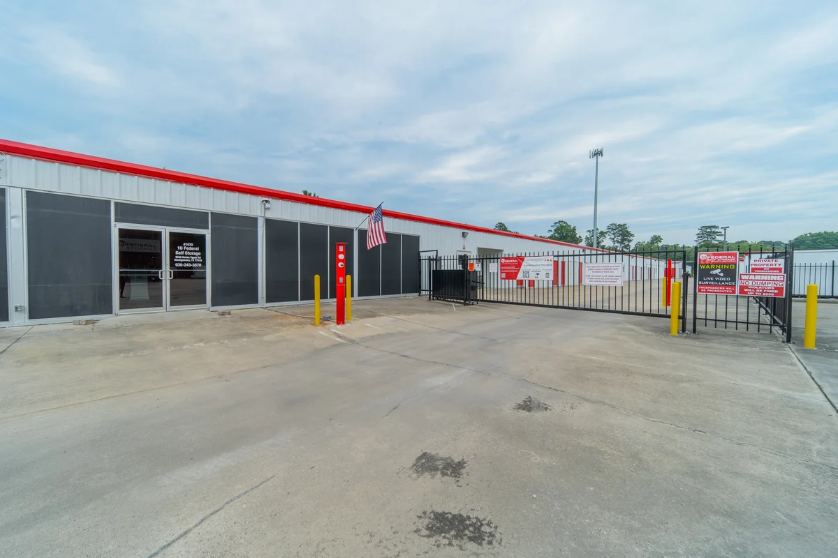 self storage units montgomery texas