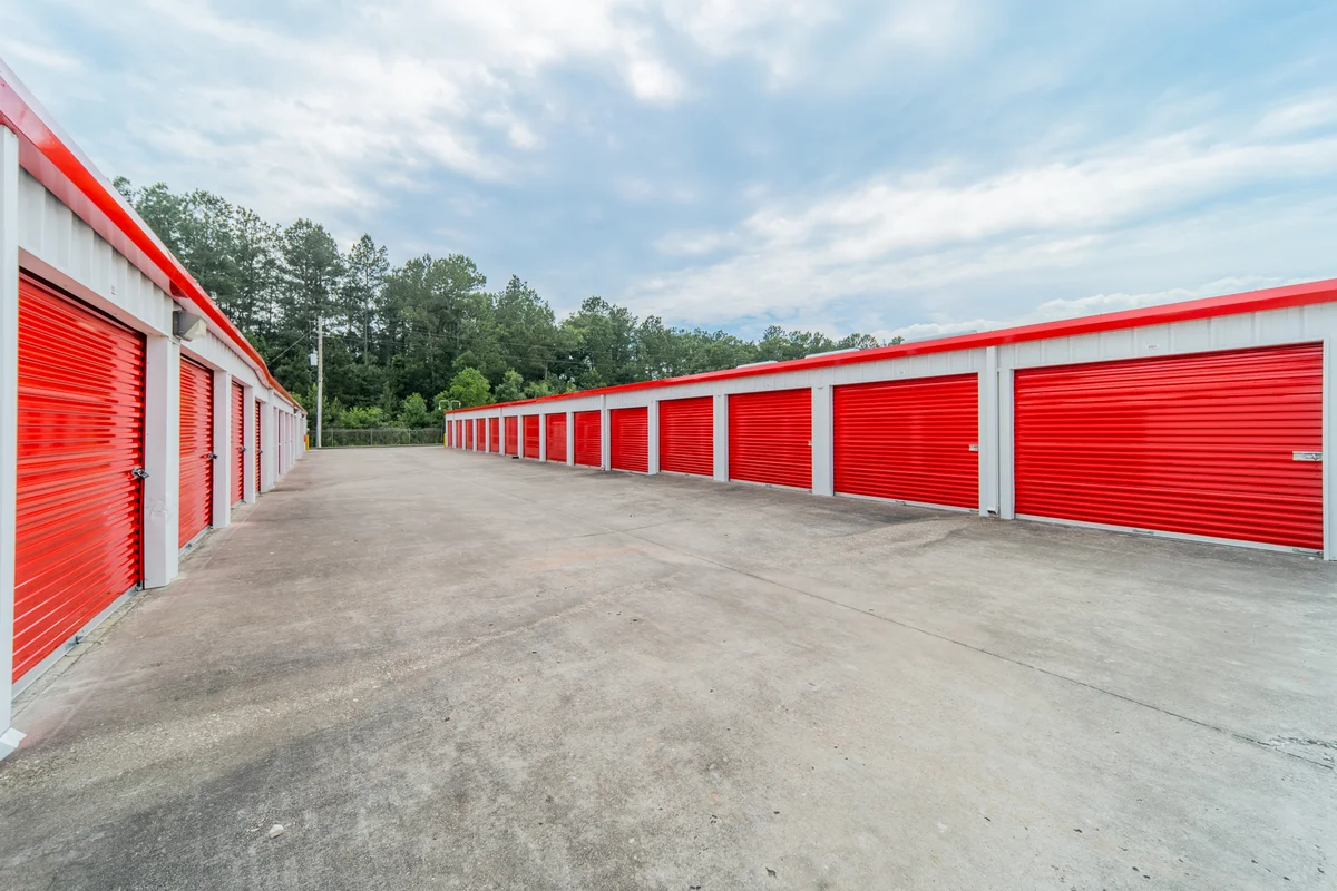 large self storage units montgomery