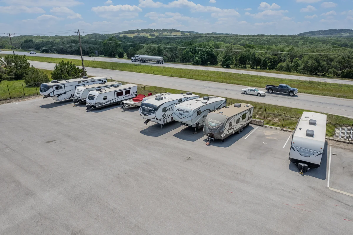 rv parking montgomery texas