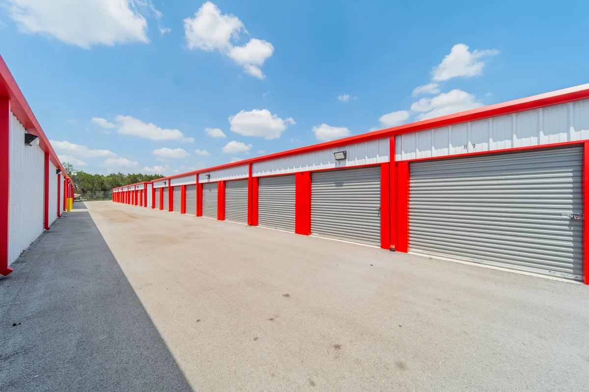 large self storage units spring branch