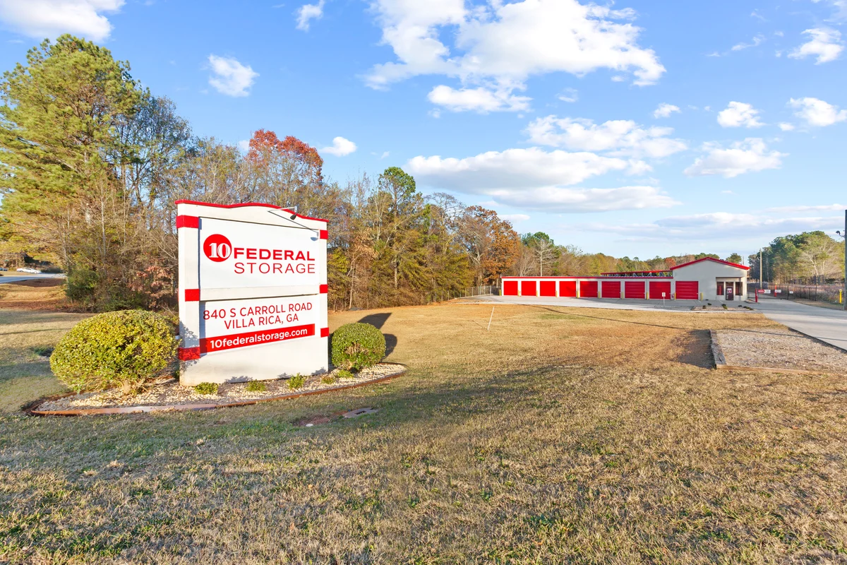 secure self storage units near me villa rica