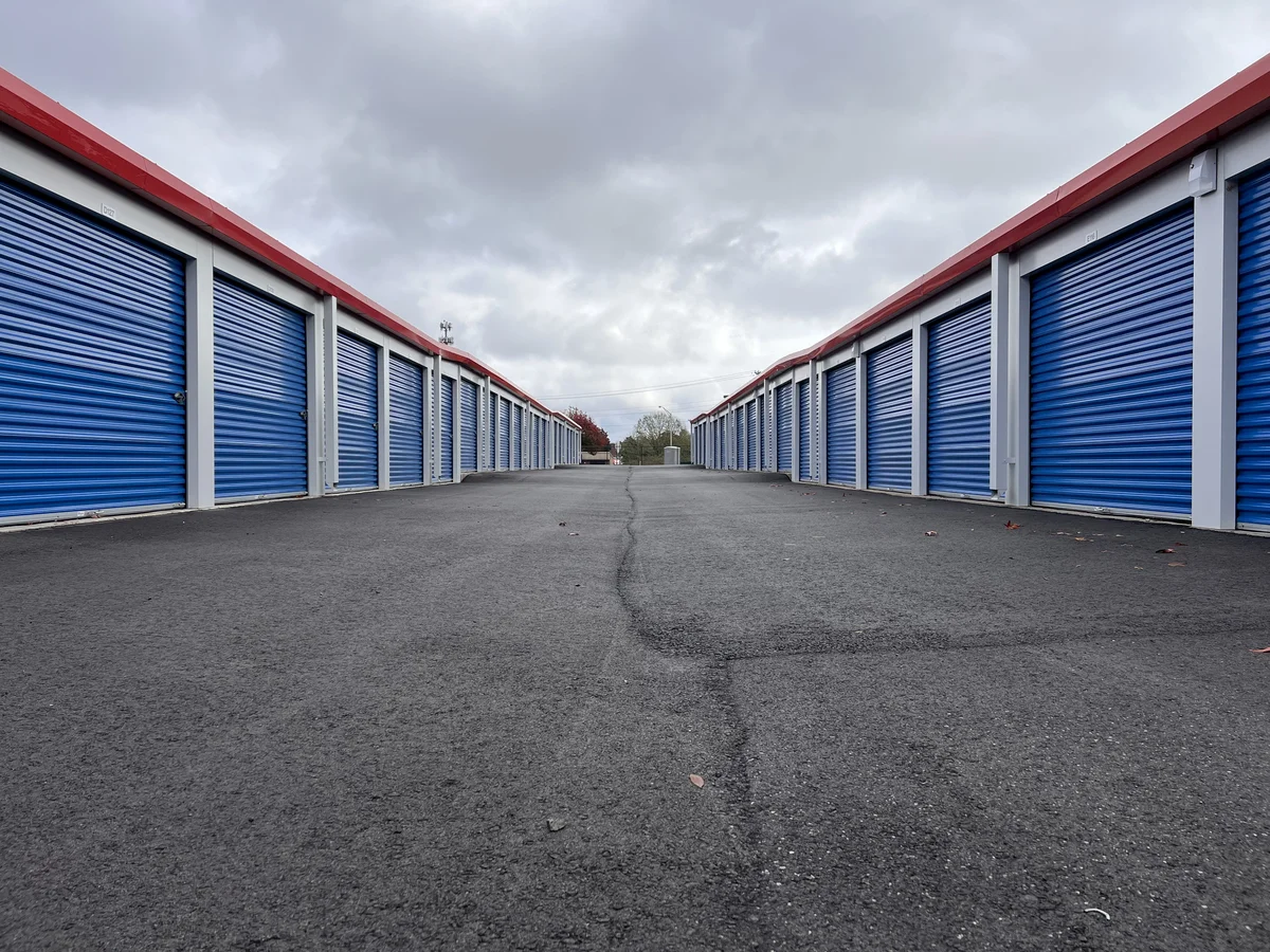 drive up self storage benton