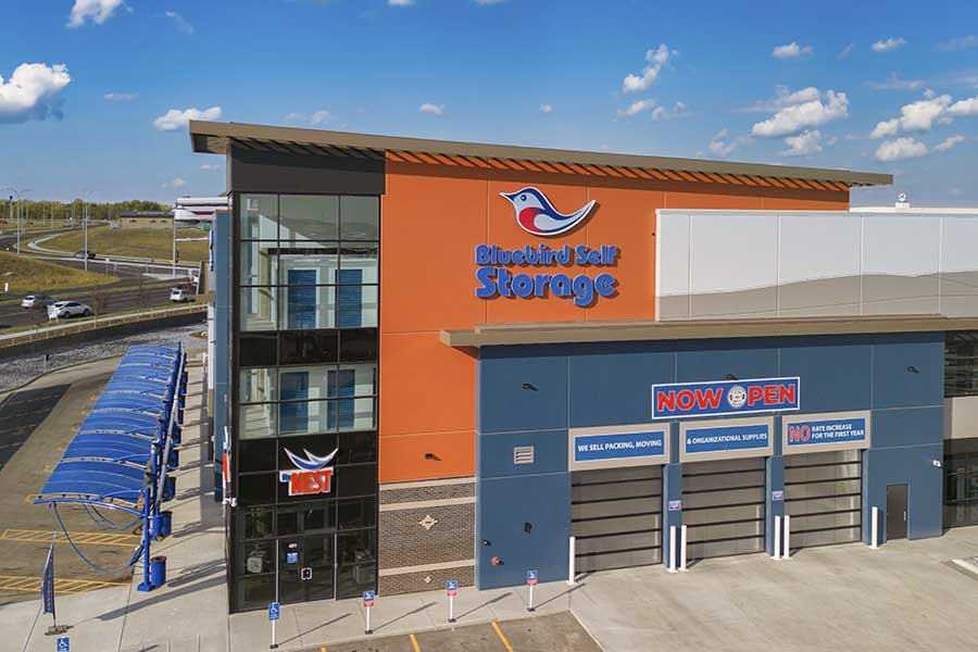 calgary self storage loading bay