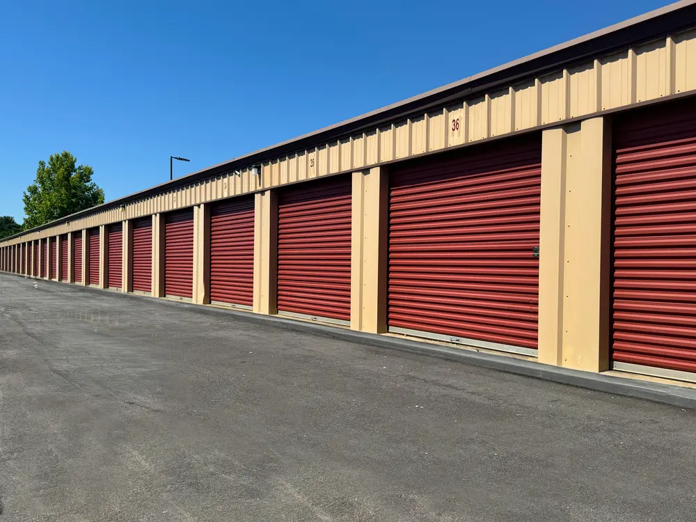 Drive up self storage valley