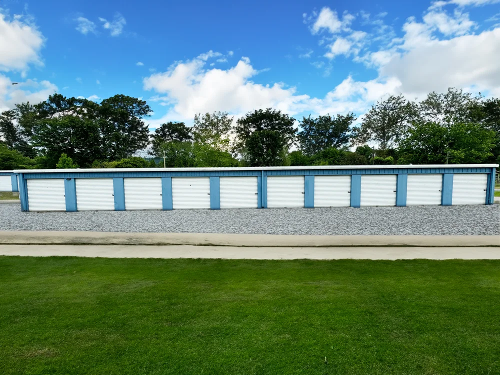 Drive-up storage units at 30678 TN-108 Scenic in Gruetli-Laager