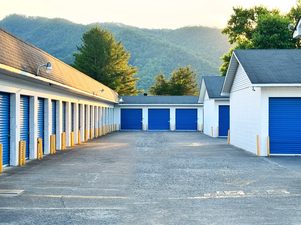 Self storage units Hampton