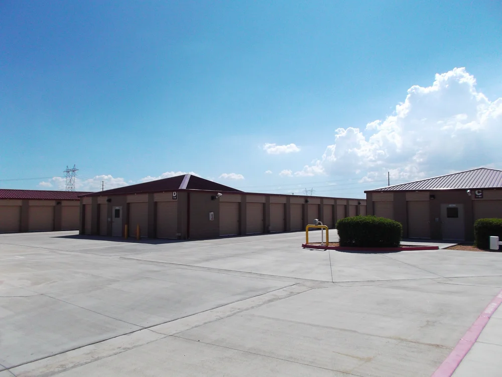 secure storage in adelanto