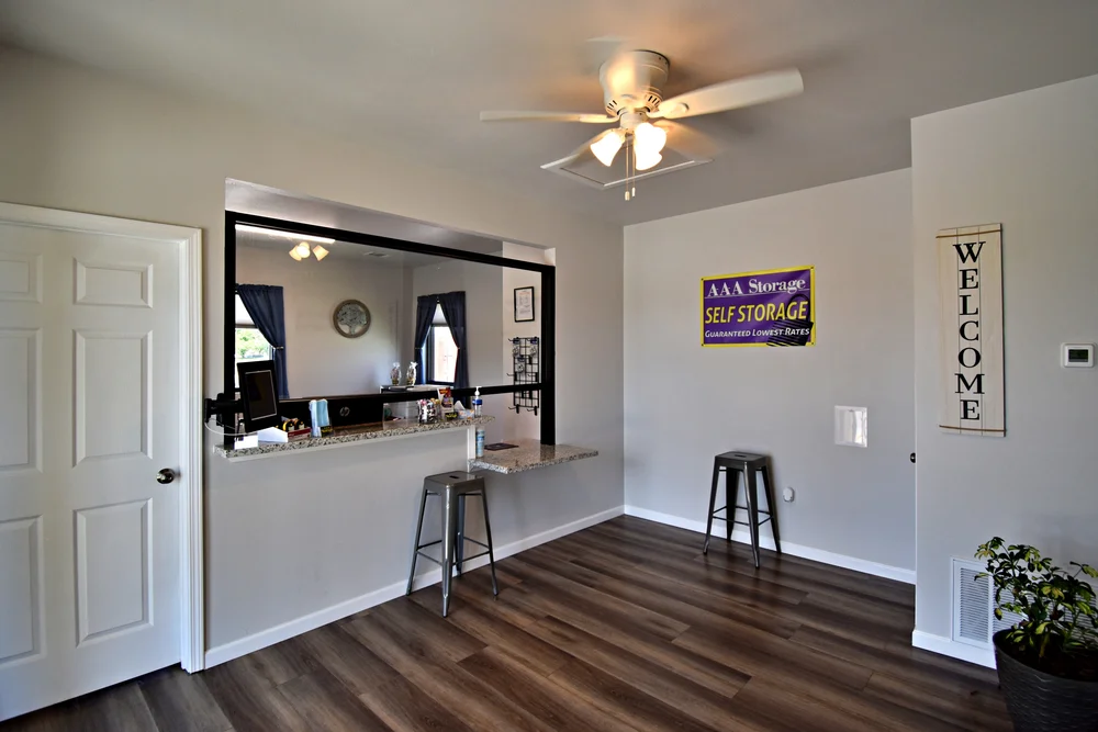 storage units office Pflugerville