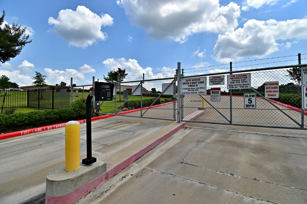 secure storage units Huntsville