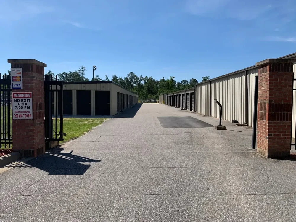 self storage units pembroke