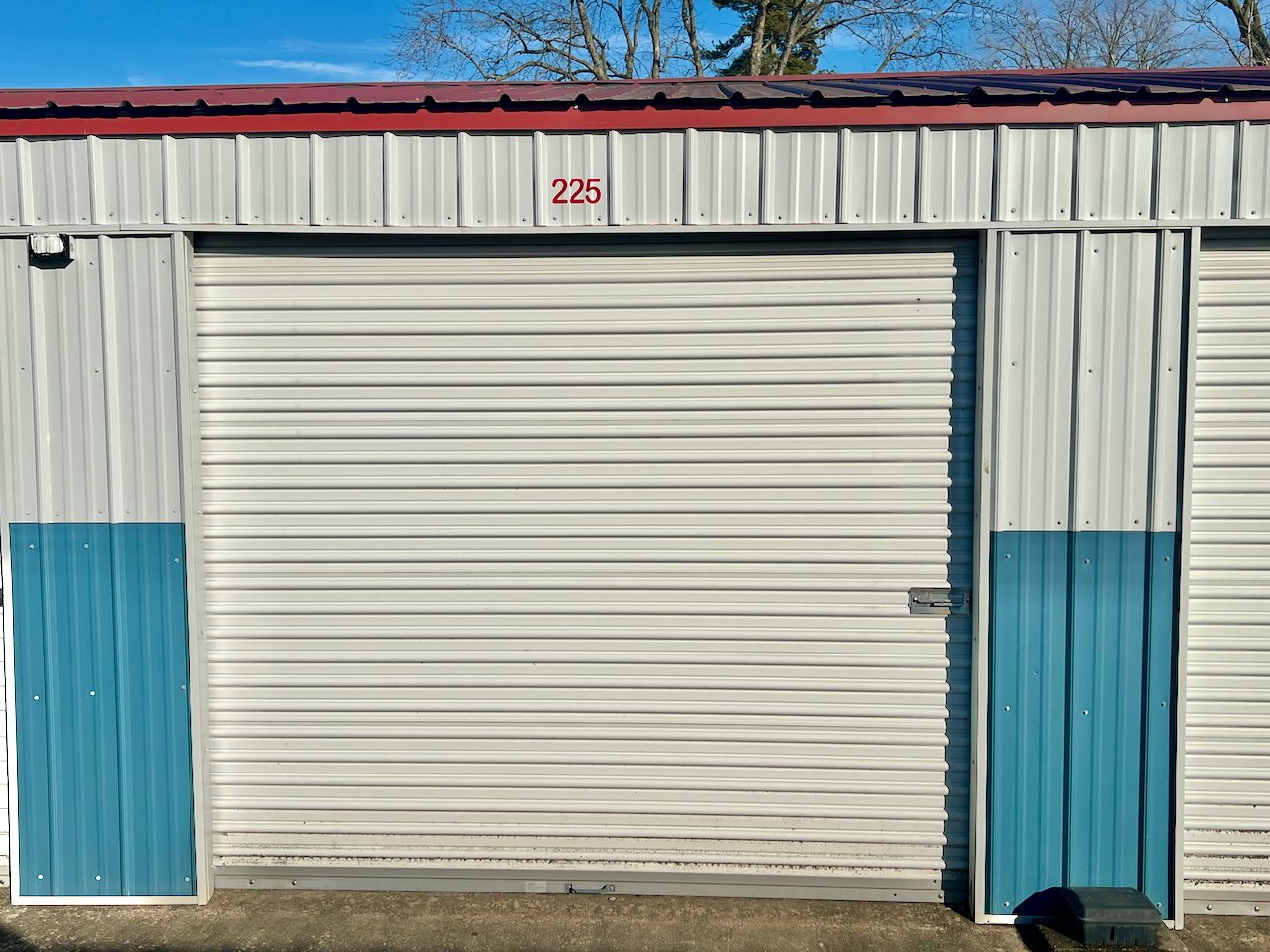 Outdoor drive-up storage at 2200 Oakwood Avenue facility