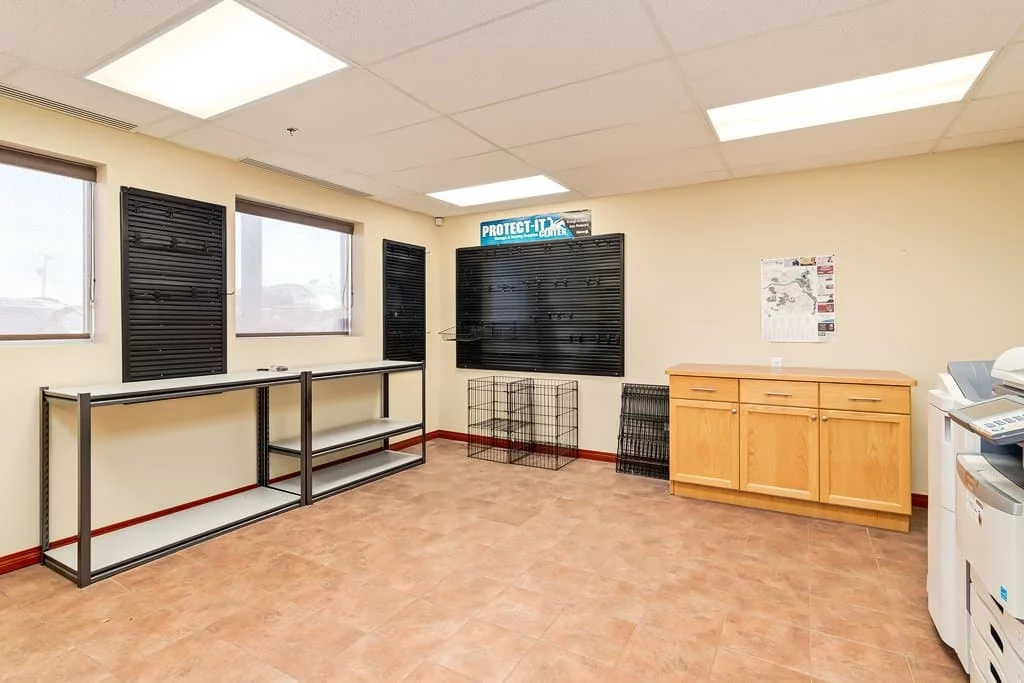 storage units office