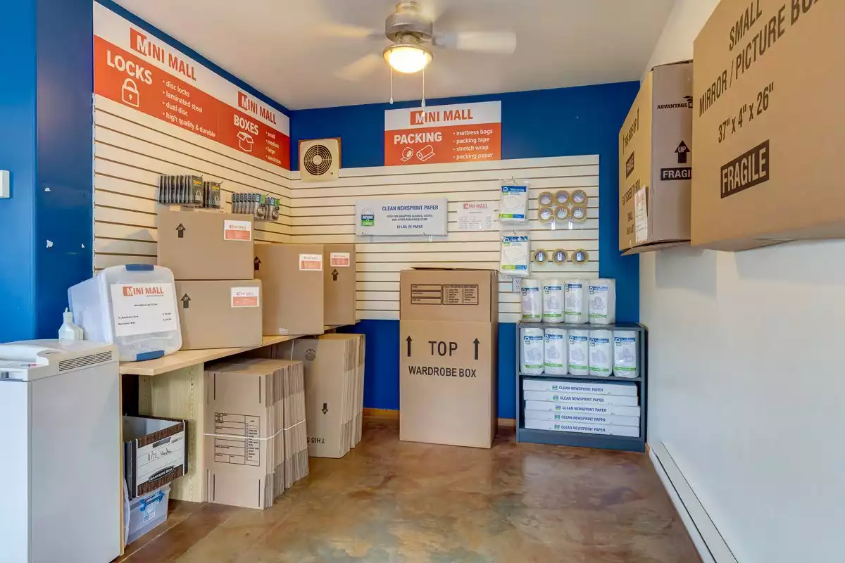 storage units supplies