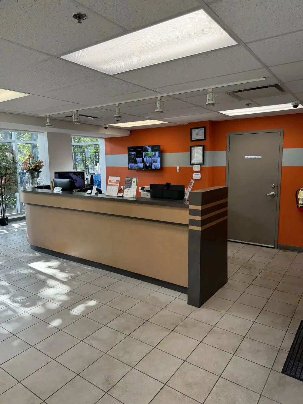 storage units office