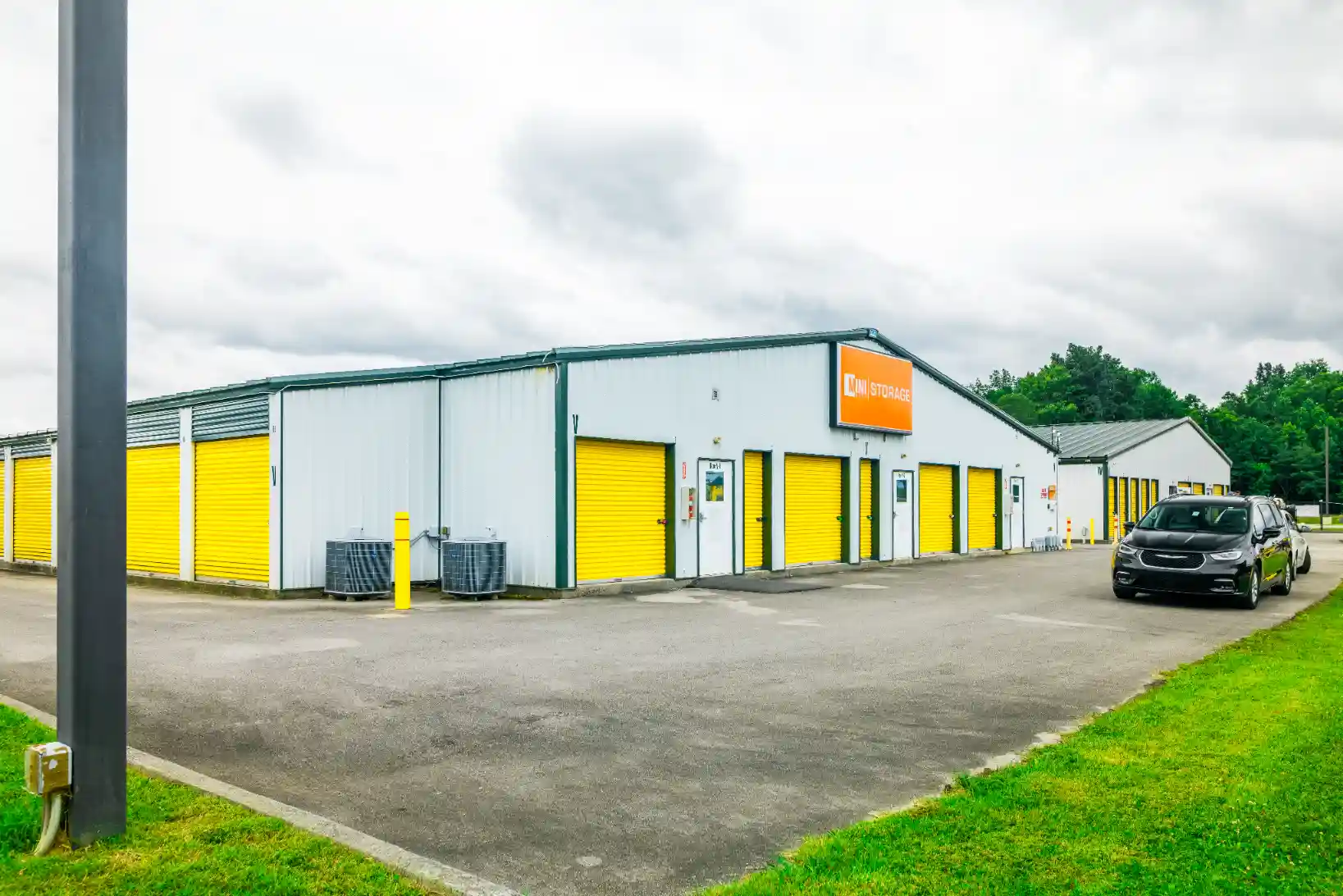 self storage units piney flats