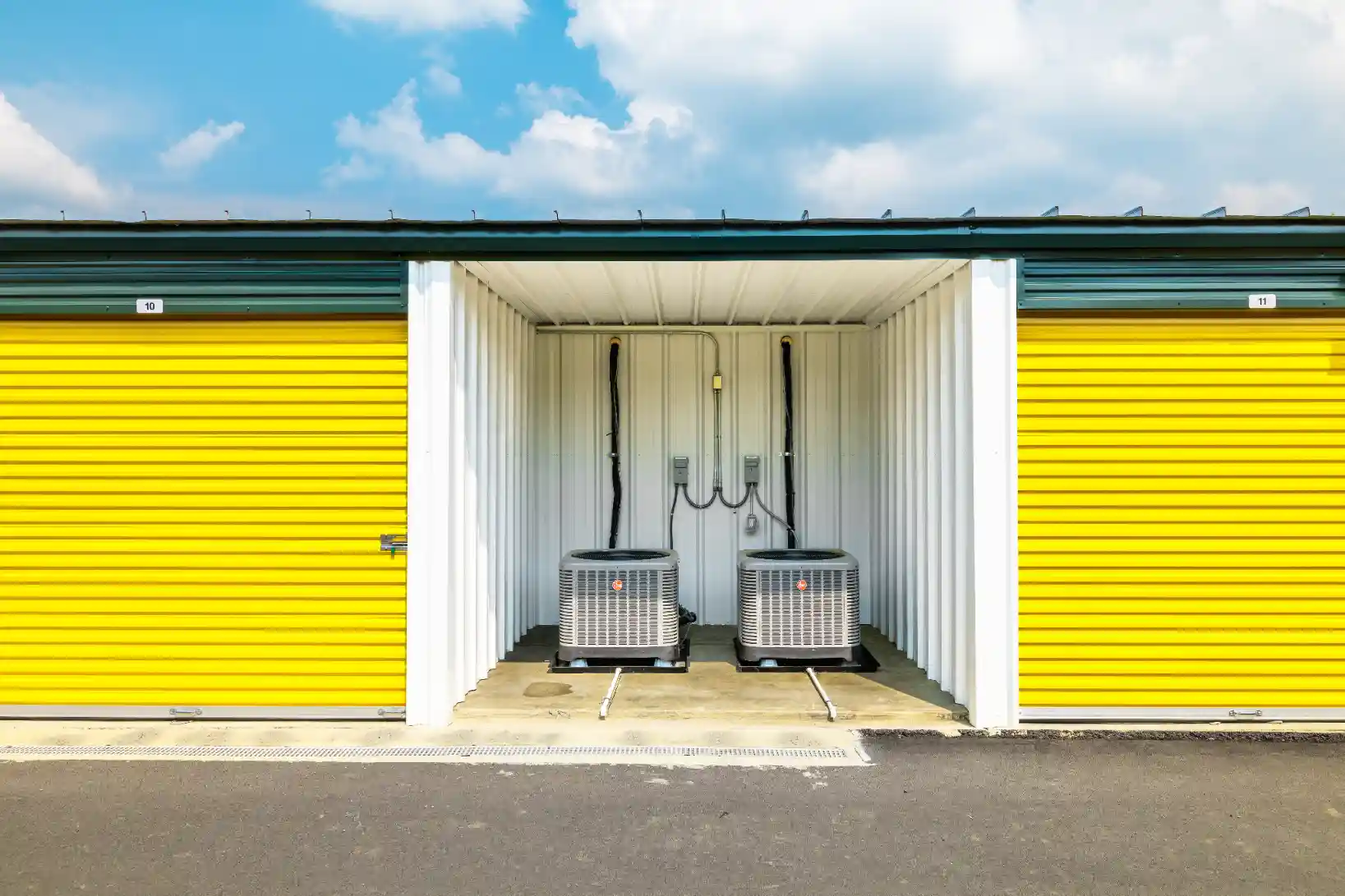 storage units supplies