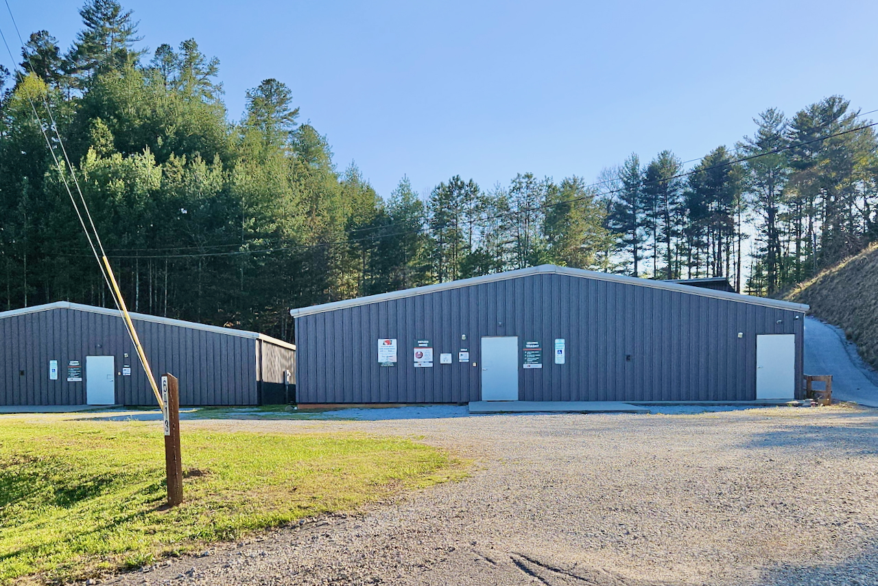 Residential storage units on 5100 Georgia Rd