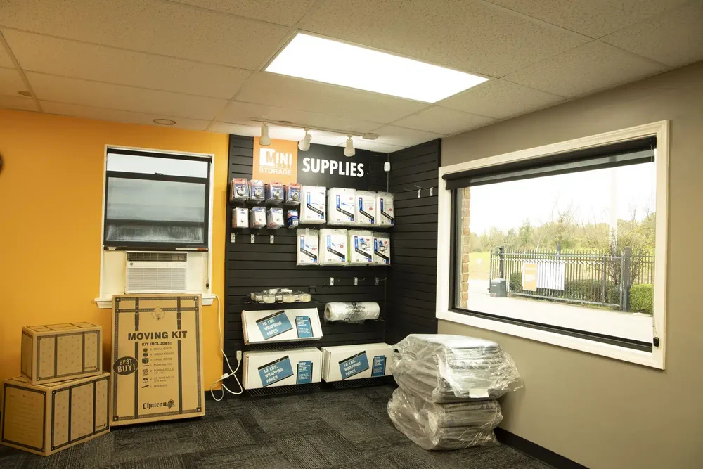 storage units supplies
