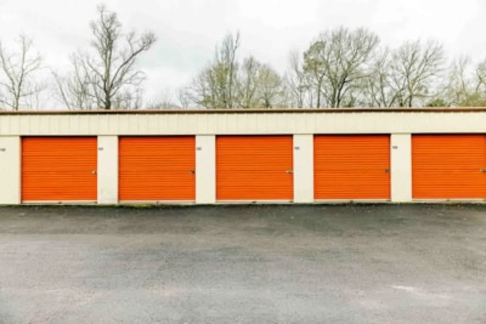 drive up storage units