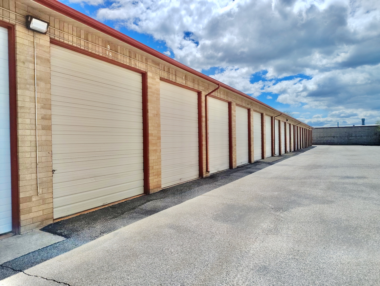 Outdoor drive-up storage unit at 3207 N 750 E, Layton for residential storage