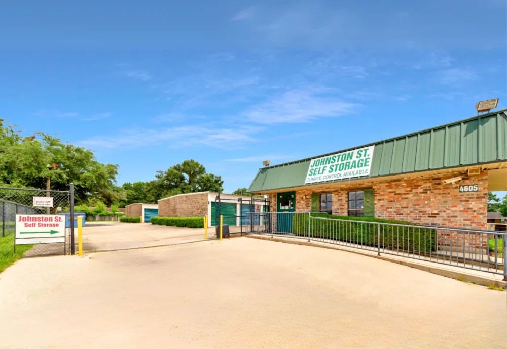 secure self storage