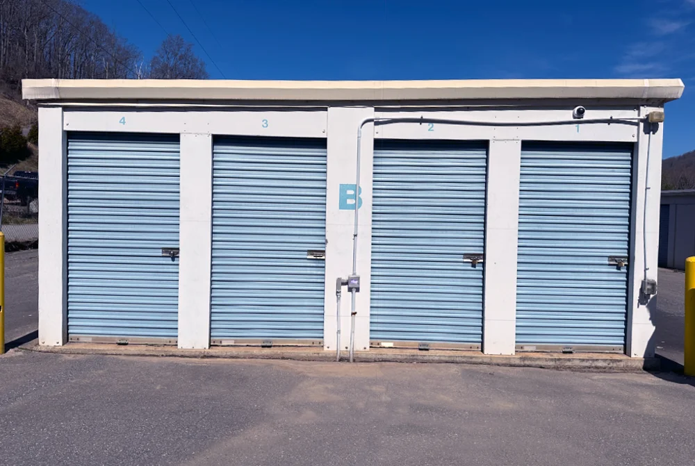 small storage units for rent