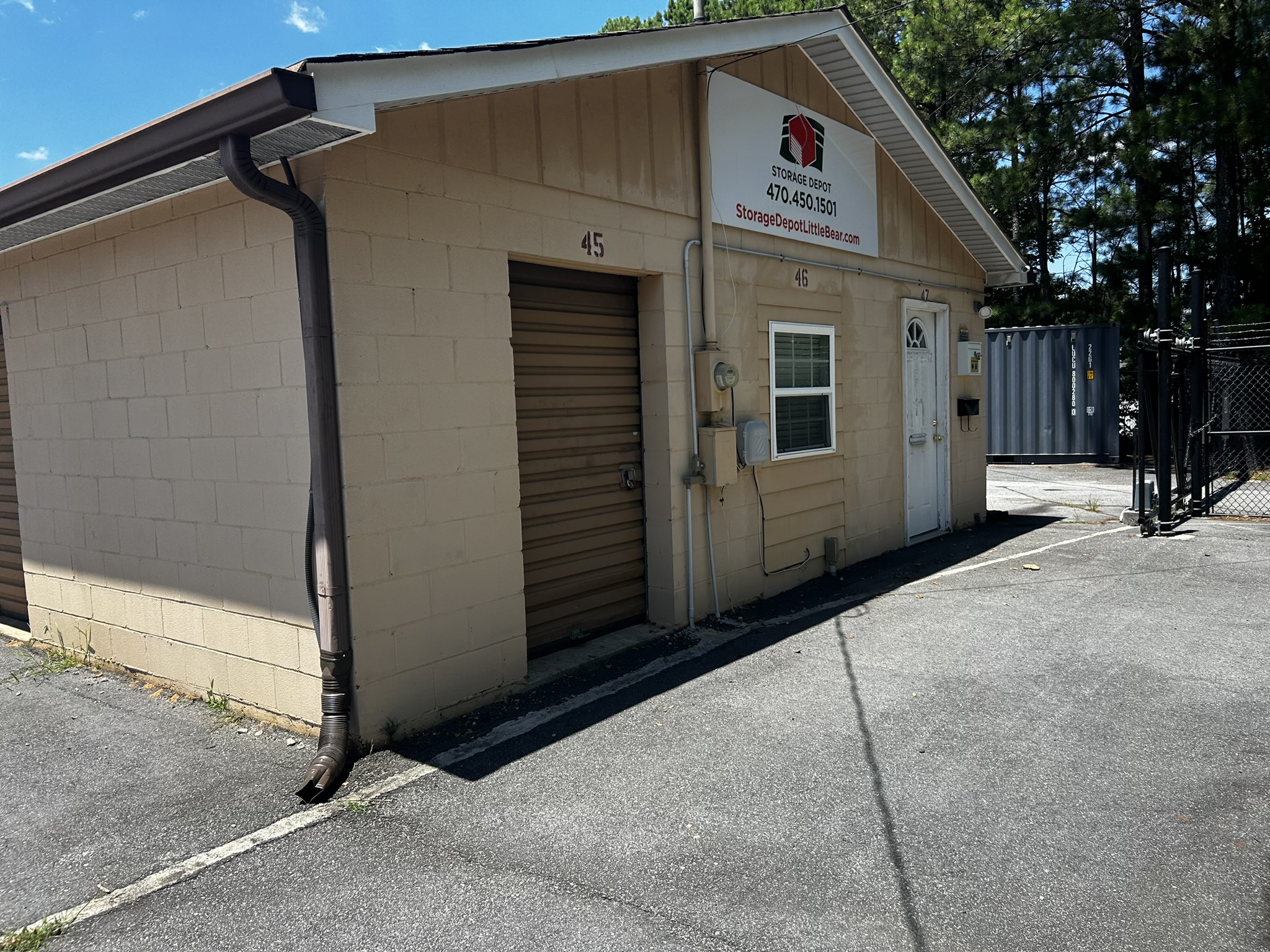 Georgia - Dallas - East Foster Avenue