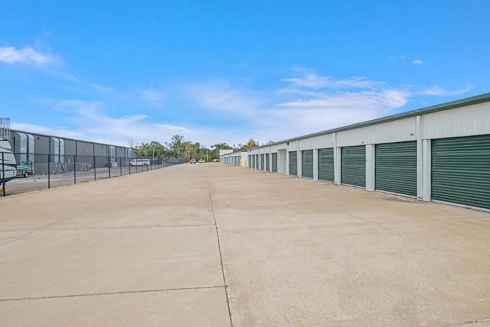 drive up storage