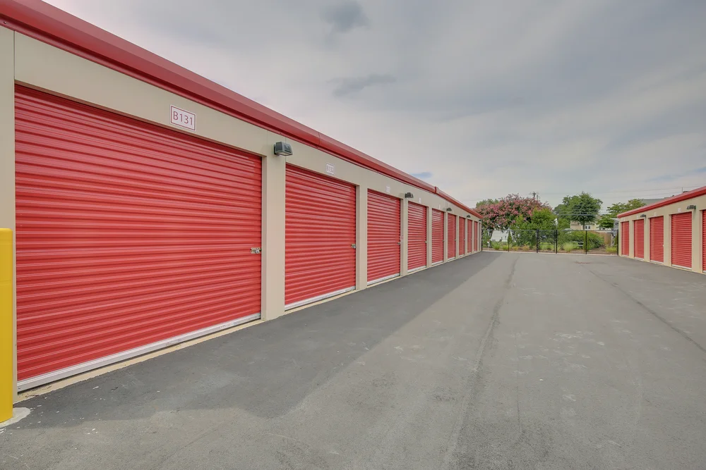 drive up storage units
