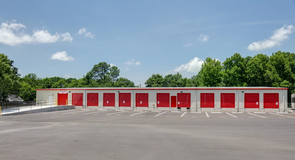 10 federal storage loading dock