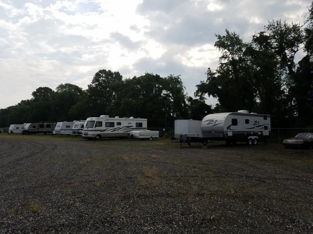 rv and boat storage units