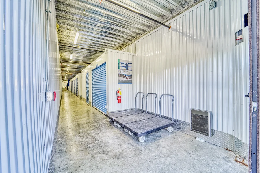 handy truck self storage units