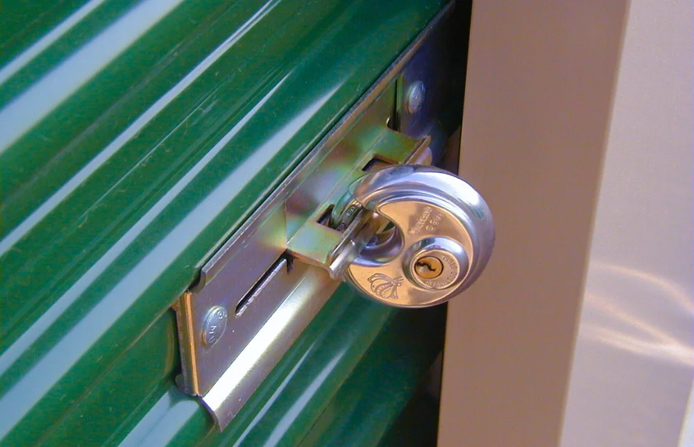 secure self storage units