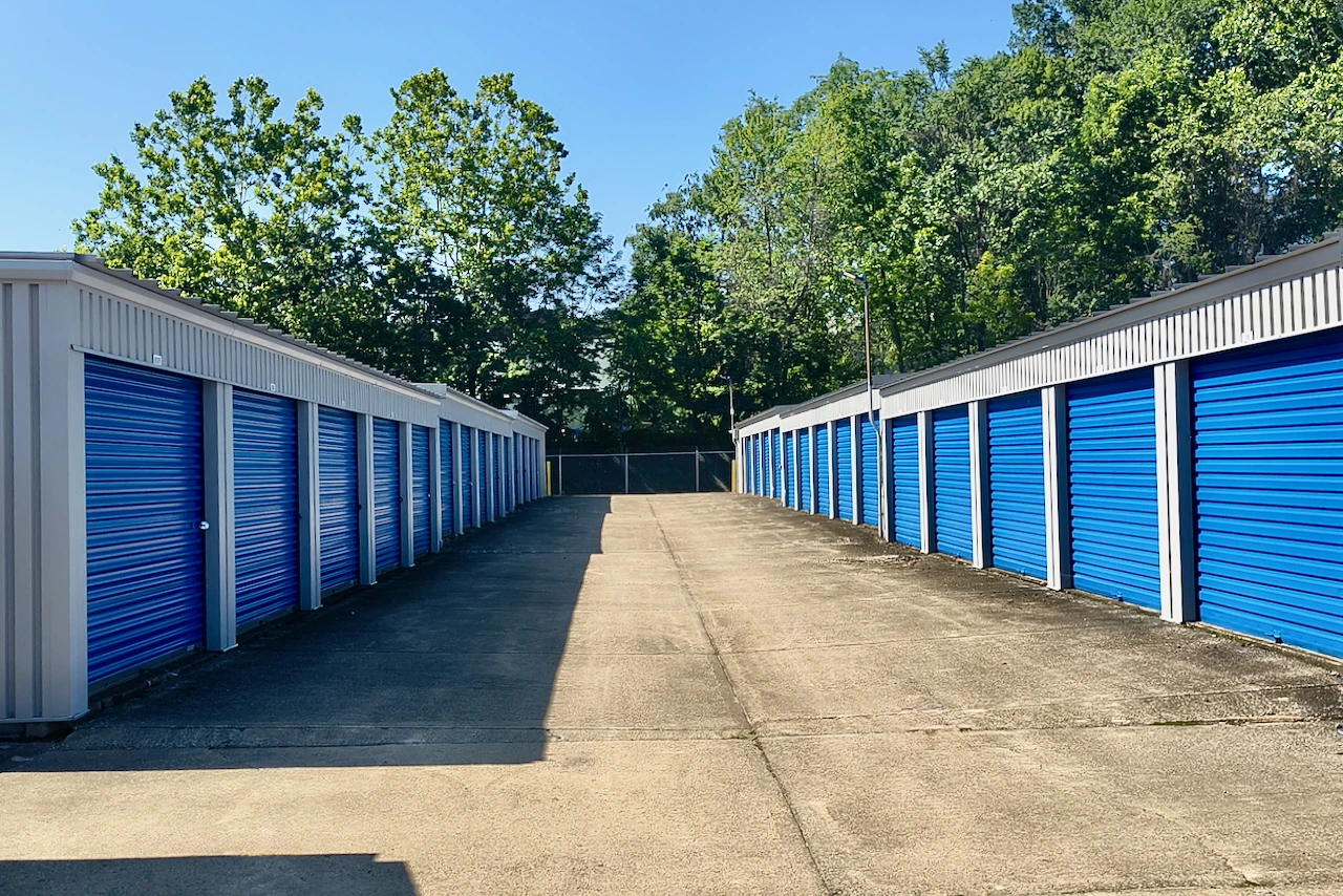 convenient drive-up storage Butler County Pennsylvania