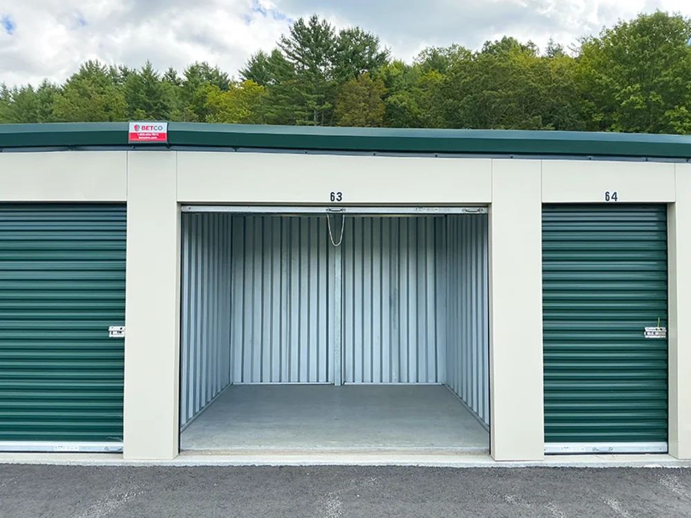 large storage unit westmoreland