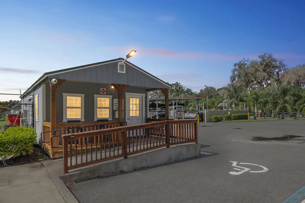 self storage units coleman