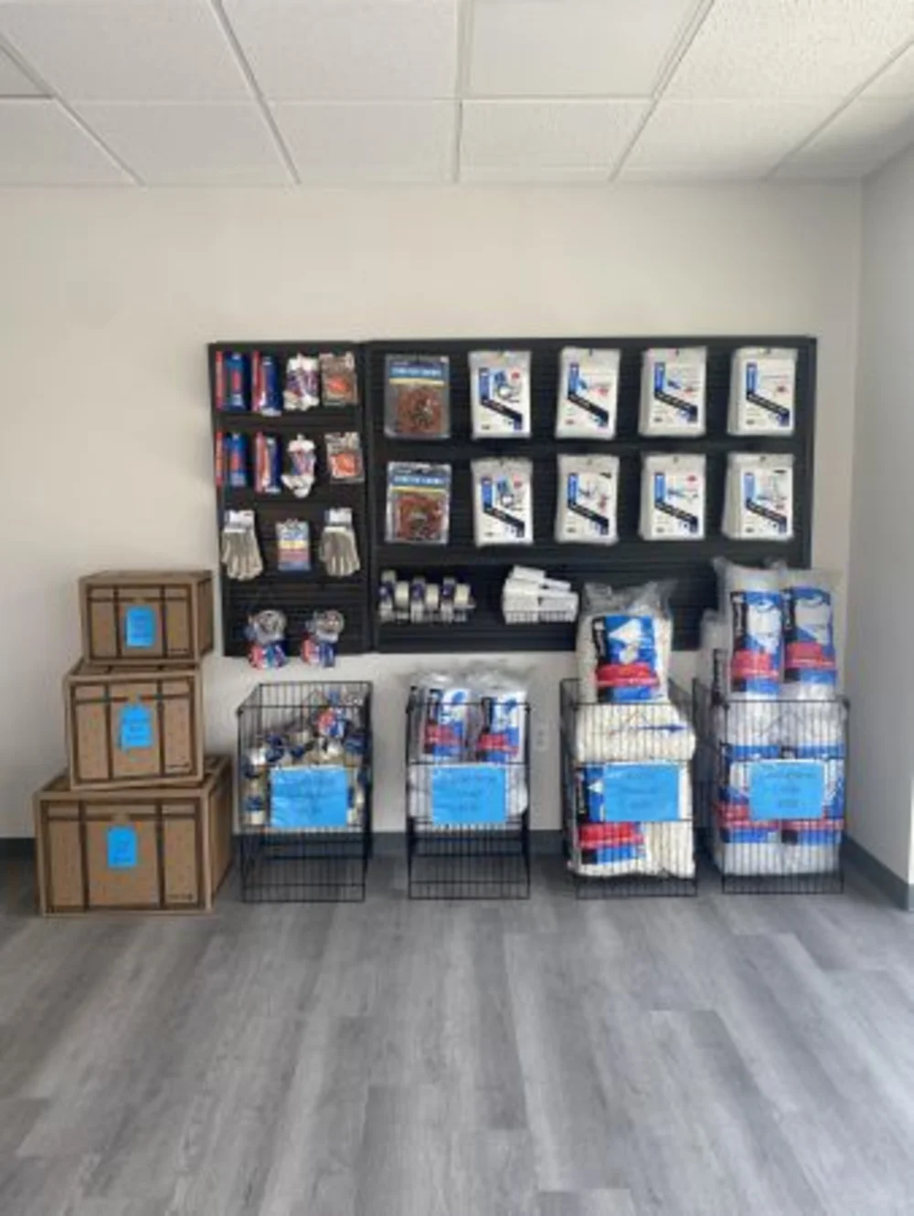 moving and packing supplies
