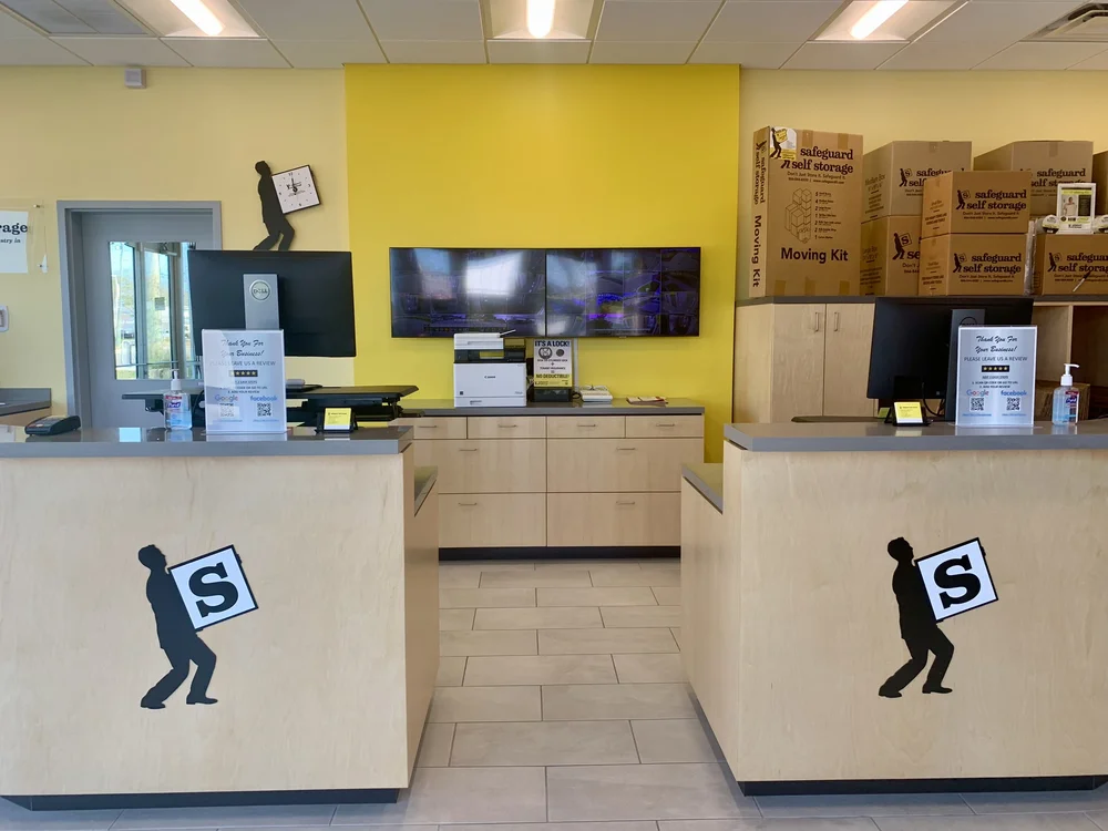 moving and packing supplies