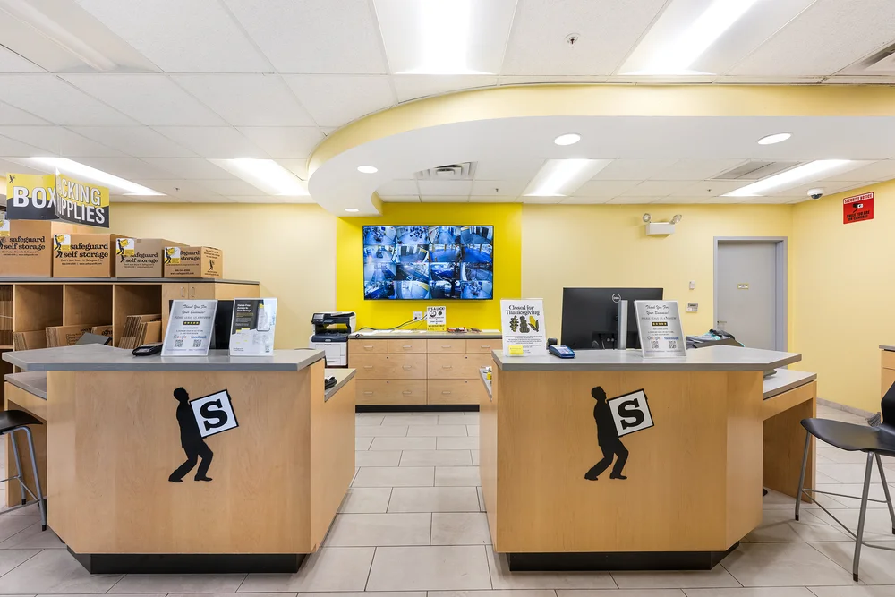 moving and packing supplies