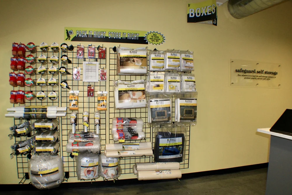 moving and packing supplies