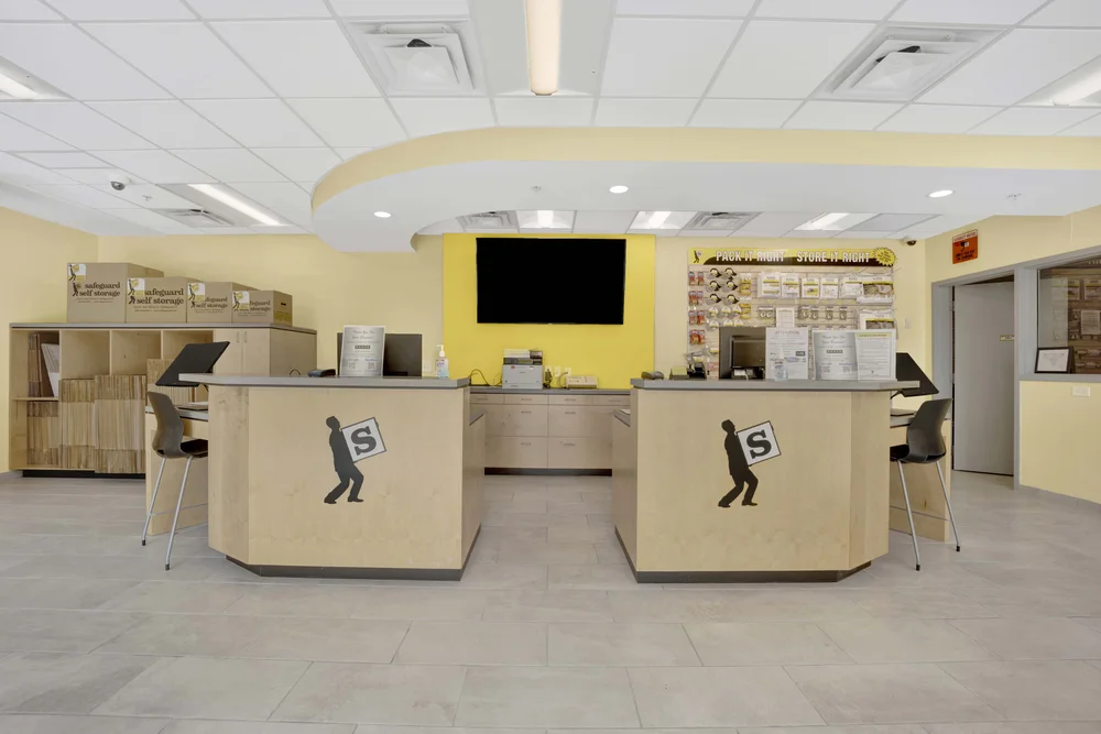 moving and packing supplies