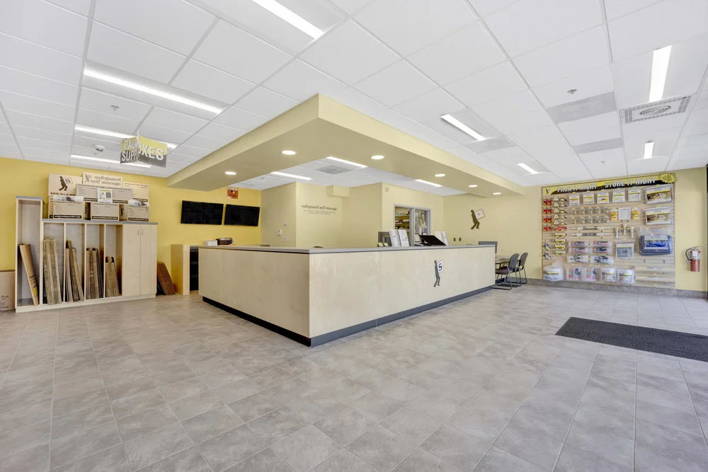 moving and packing supplies